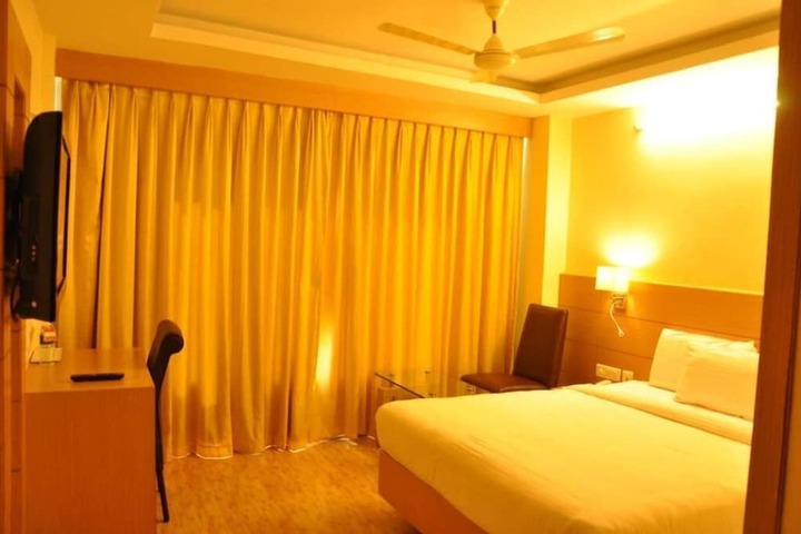 Room 6 of 7