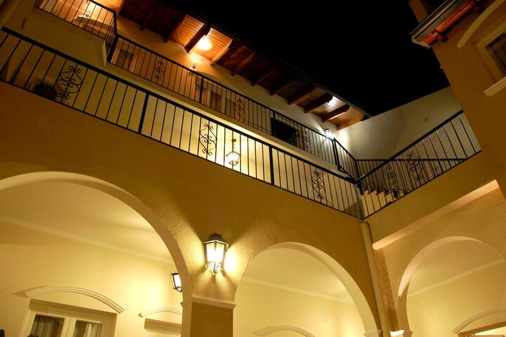 Hotel Entry