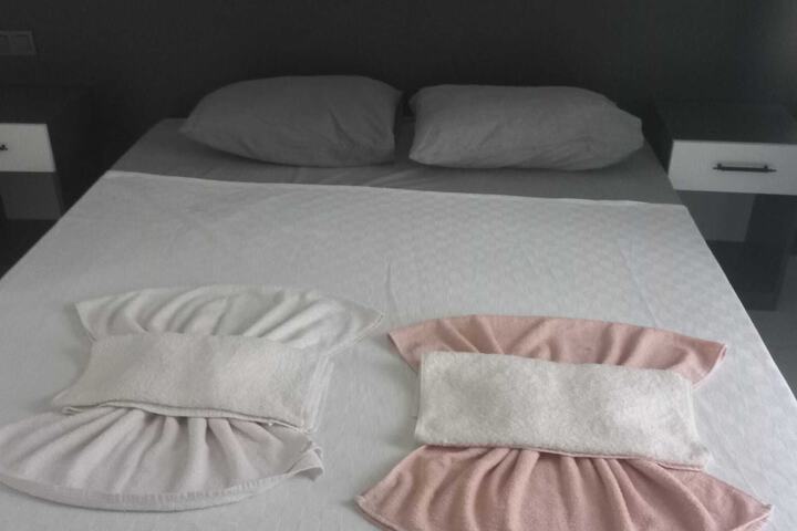 Room 3 of 22
