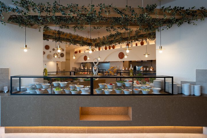 Breakfast/Coffee Service 178 of 251