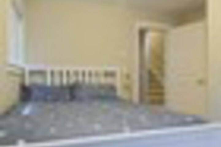 Room 8 of 27