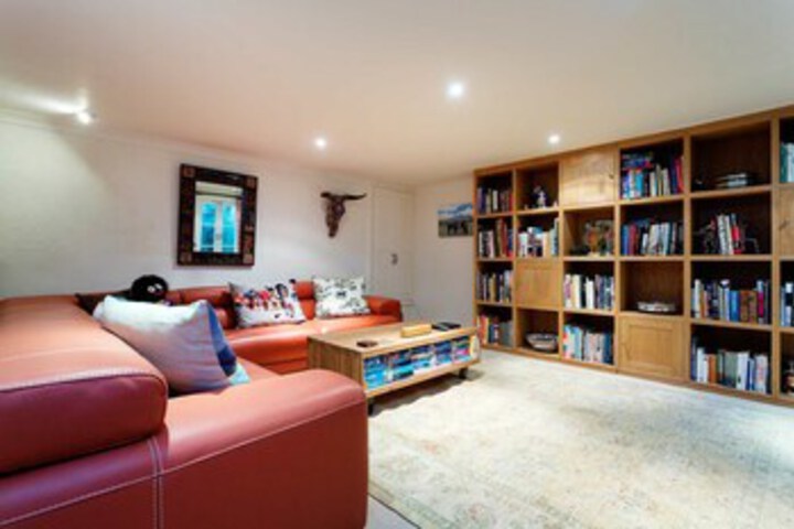 Room 15 of 22
