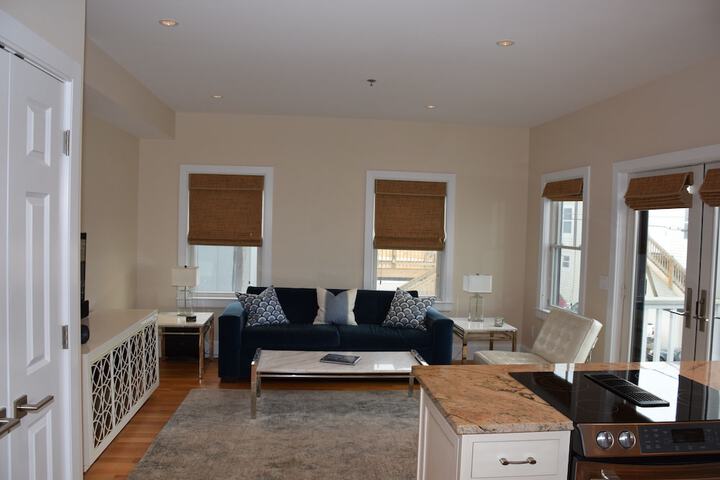 Room 82 of 168