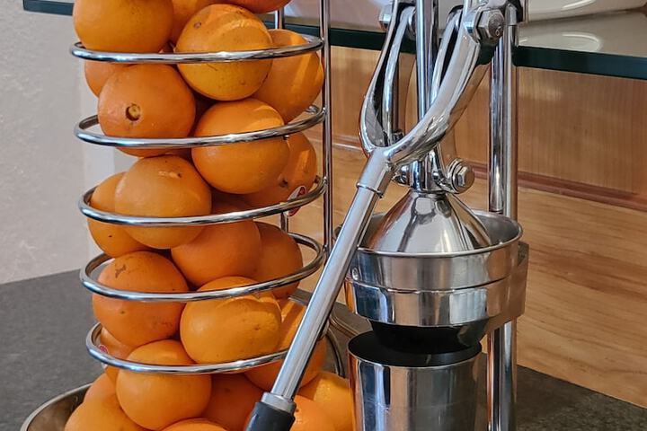 Breakfast/Coffee Service 131 of 172