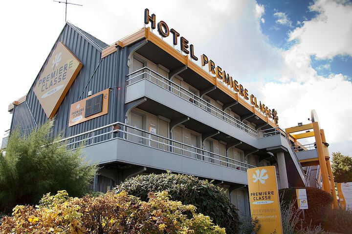 Hotel 53 of 61