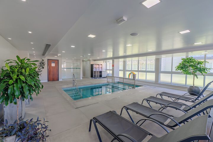 Pool 16 of 38