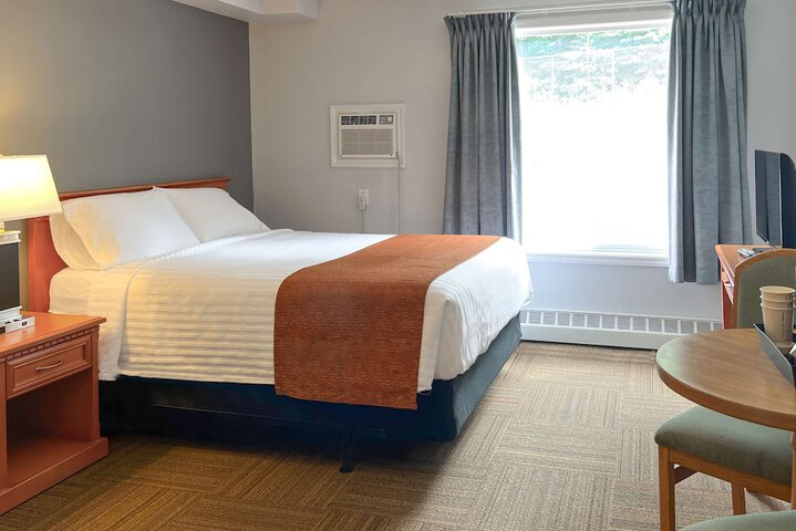 Room 10 of 35