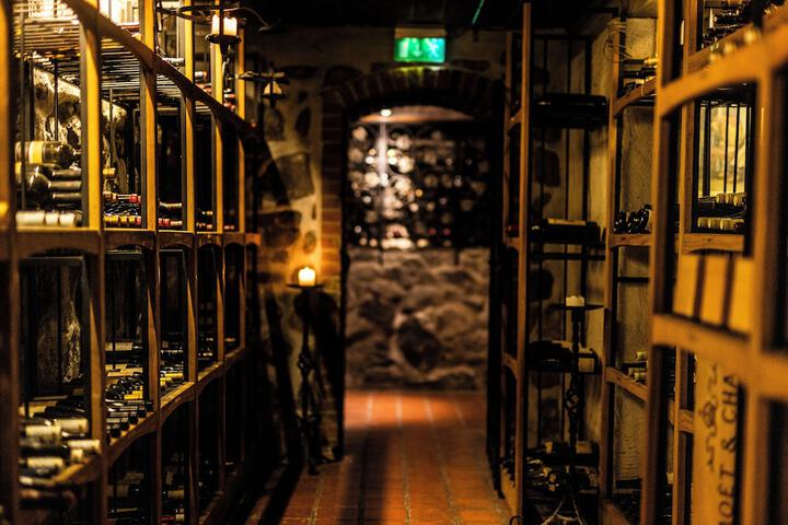 Tasting room