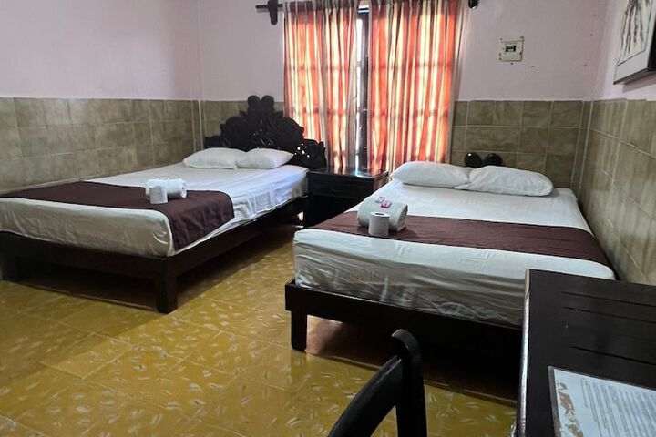 Room 19 of 38
