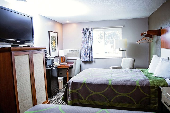 Room 18 of 36