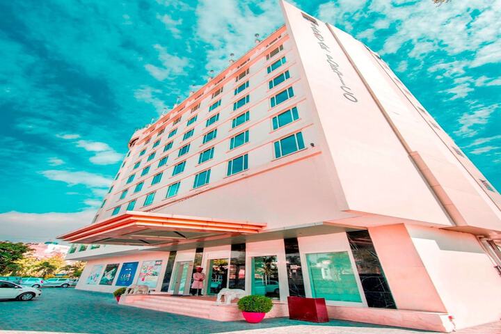 Hotel 59 of 60