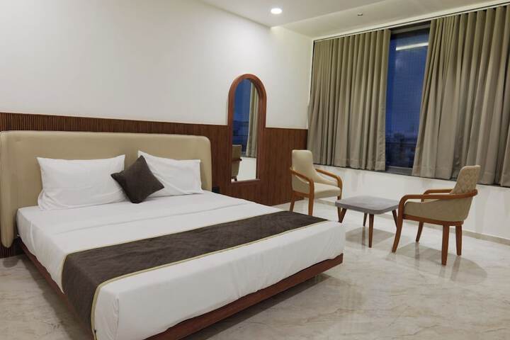 Room 7 of 27