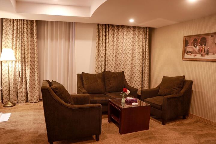 Room 22 of 40