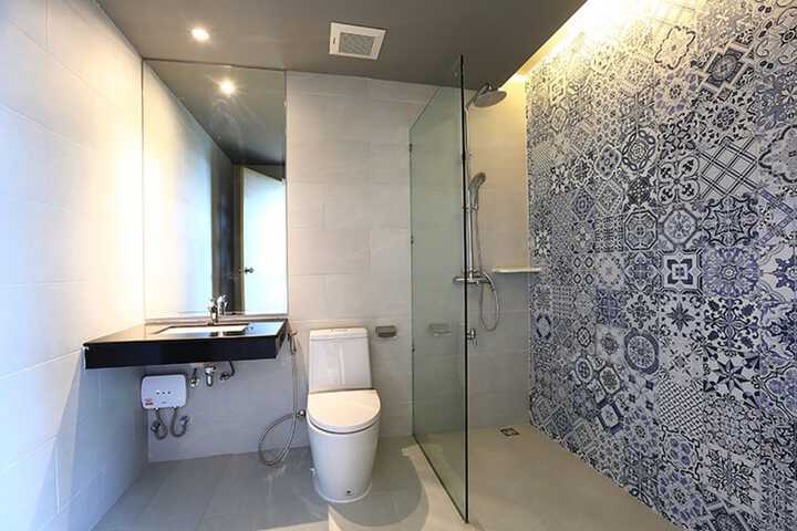 Room 47 of 79