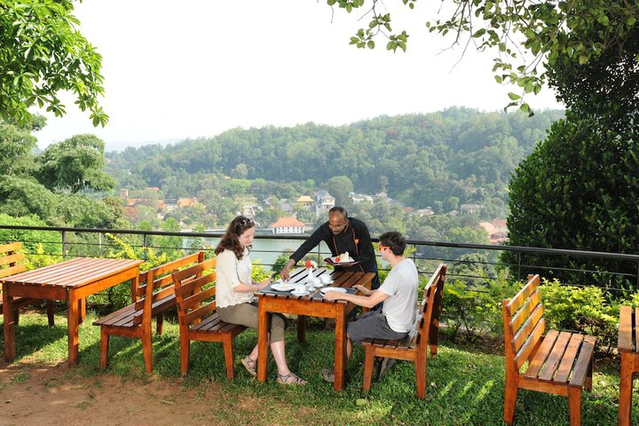 Dining 43 of 70