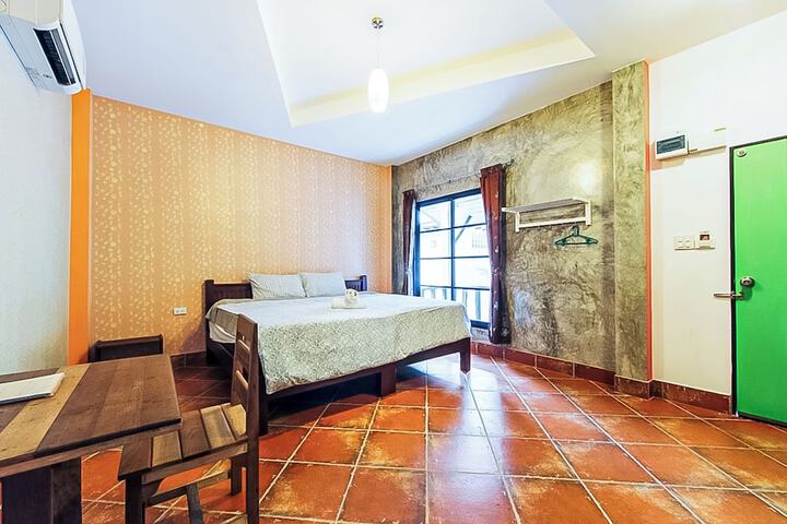Room 19 of 49