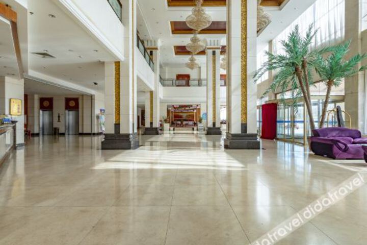 Hotel Interior 11 of 18