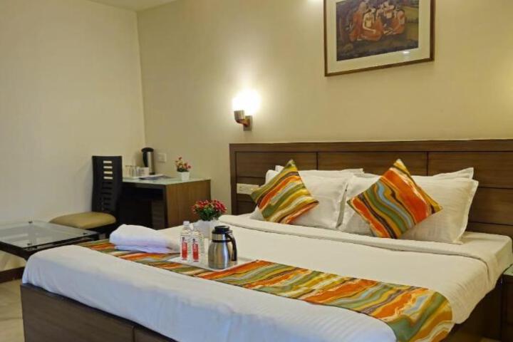 amman hotel agra