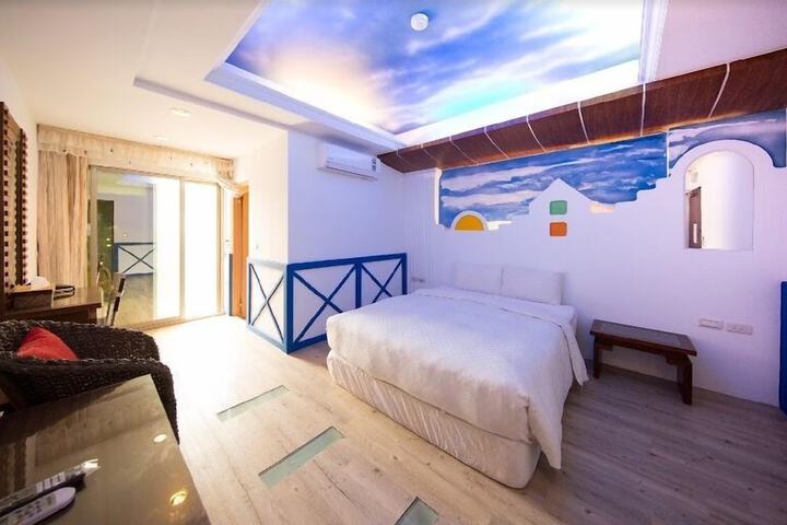 Room 20 of 33