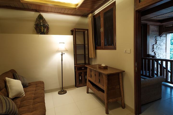 Room 43 of 118