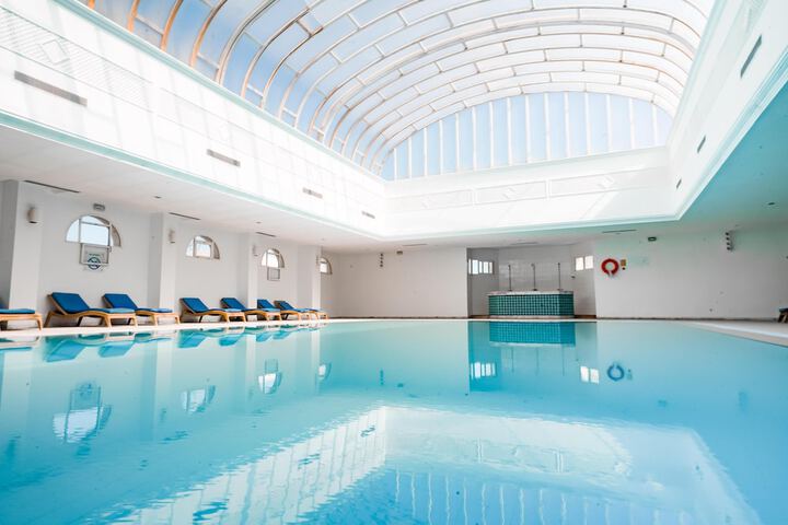 Pool 40 of 116