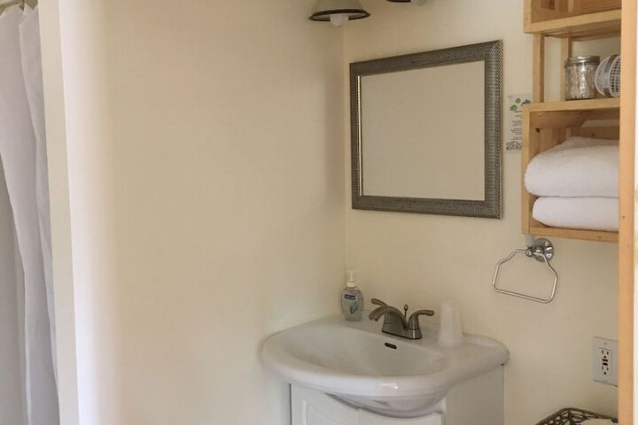 Room 141 of 279