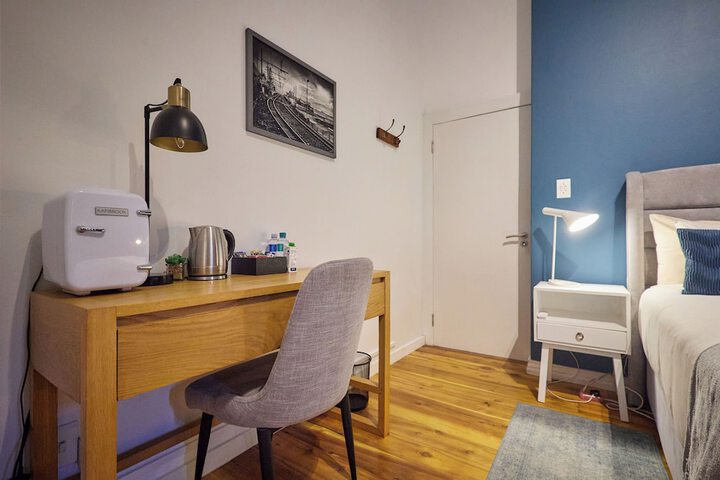 Room 56 of 146