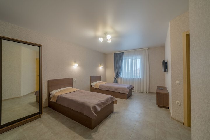 Room 12 of 56
