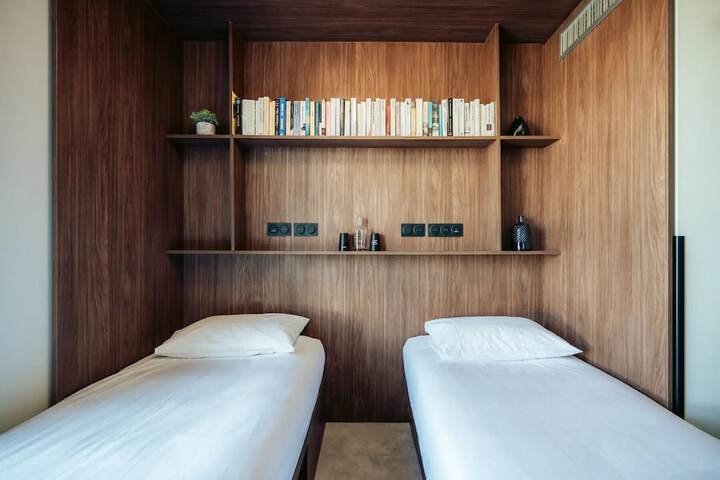 Room 20 of 69