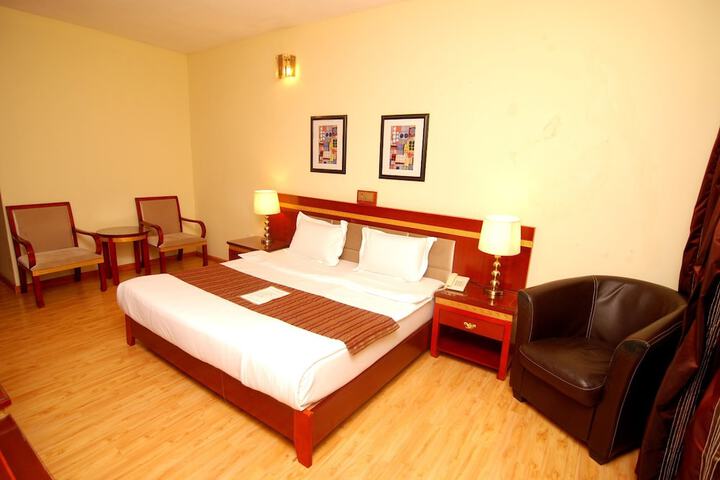 Room 17 of 82