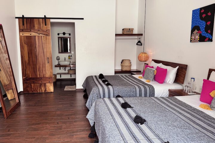 Room 19 of 53
