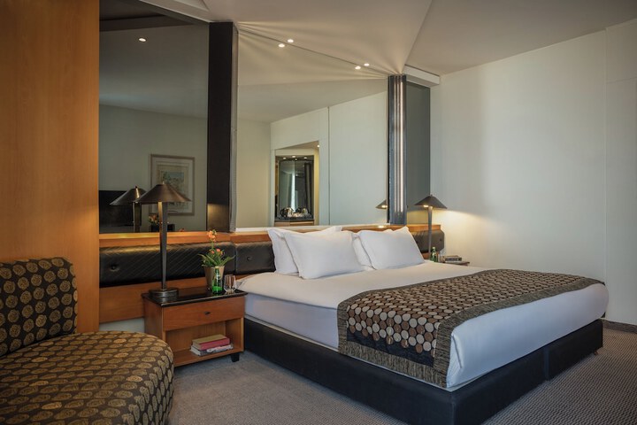 Room 11 of 54