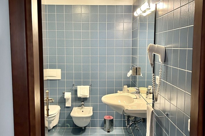Room 20 of 41