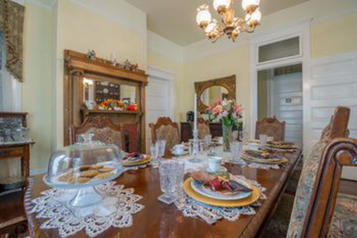 Breakfast/Coffee Service 14 of 66