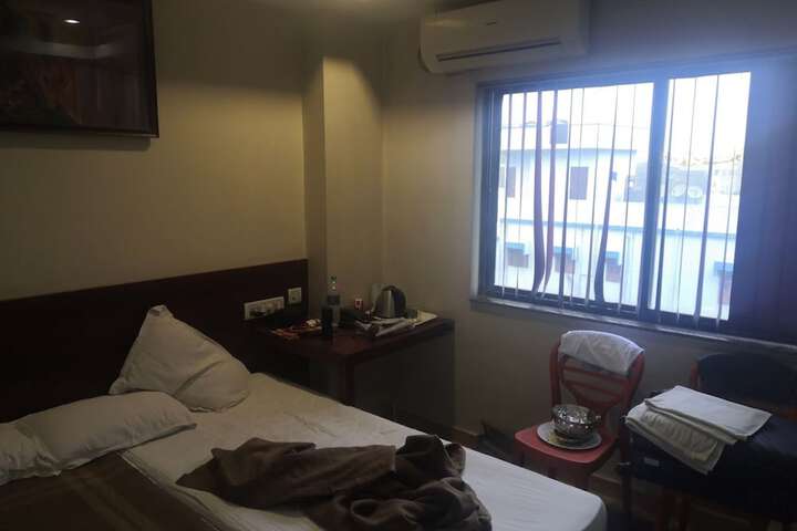 Room 15 of 23