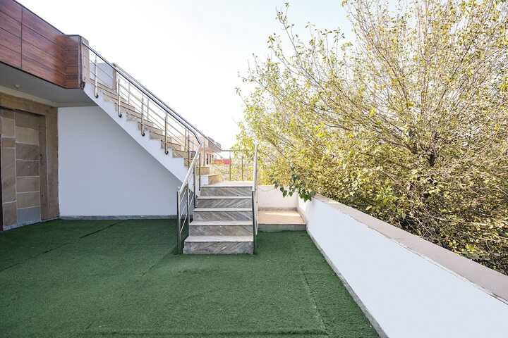 Terrace/Patio 26 of 28