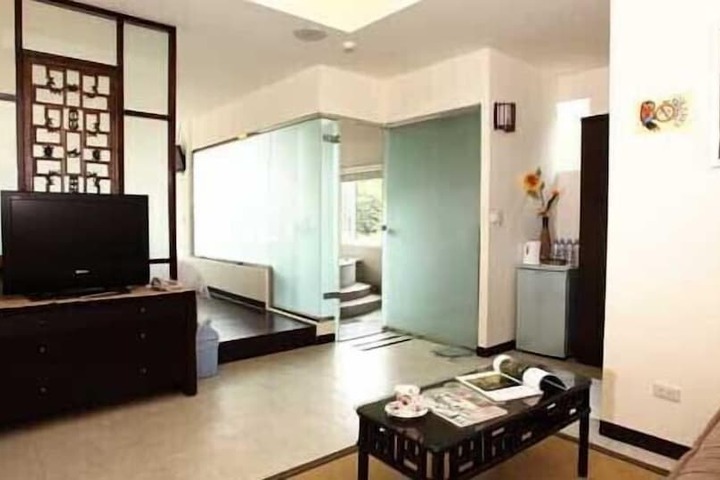 Room 44 of 79