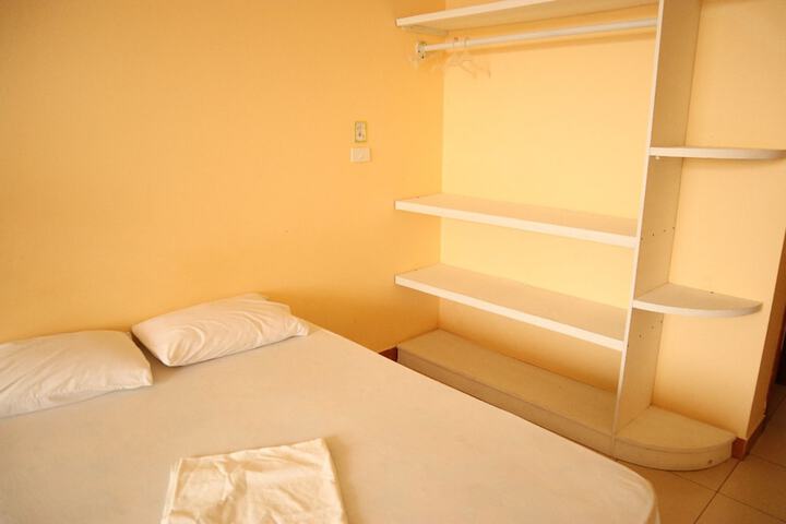 Room 5 of 14