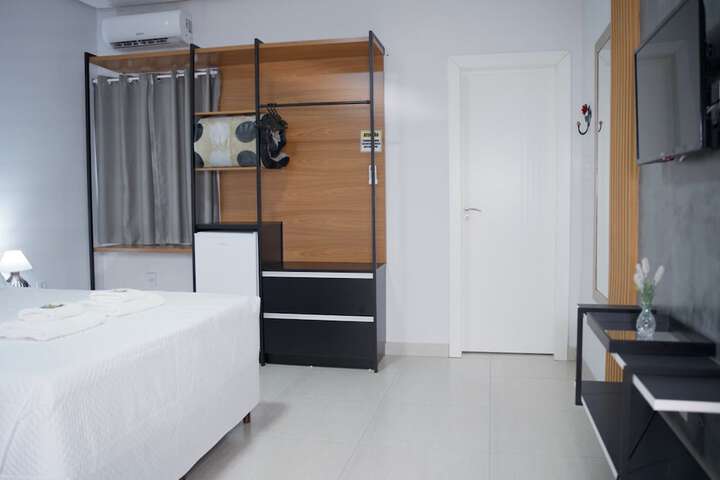 Room 8 of 91