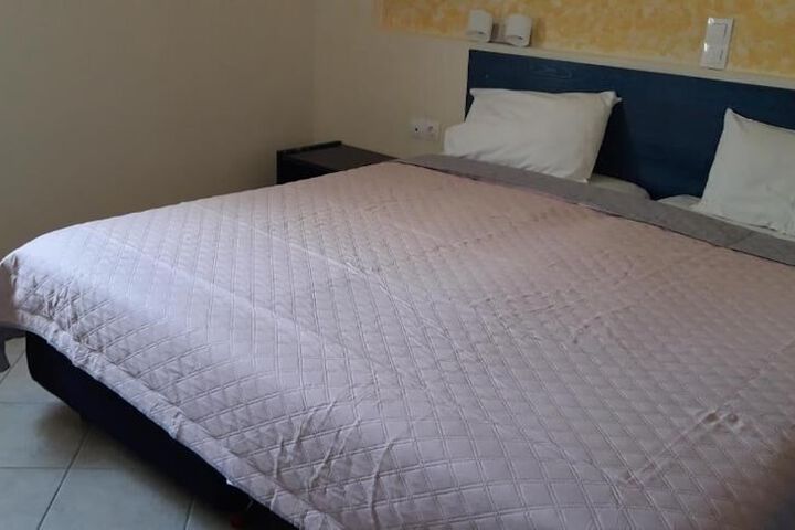 Room 2 of 24
