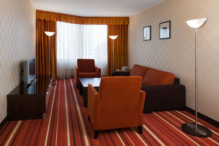 Room 22 of 64