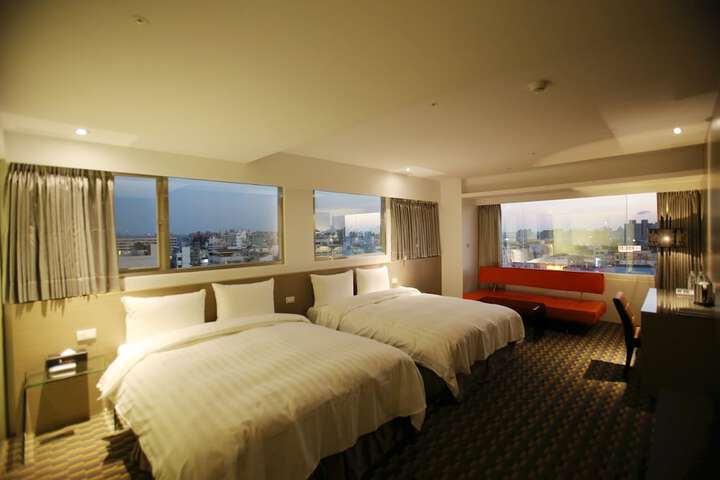 Room 22 of 60