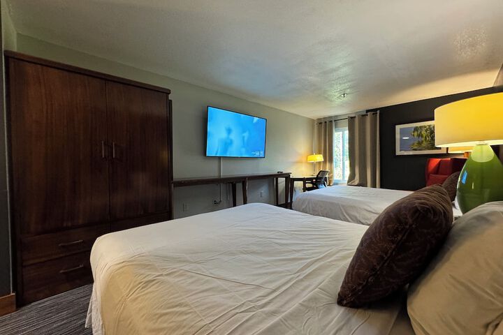 Room 9 of 35