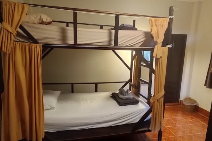 Room 17 of 53
