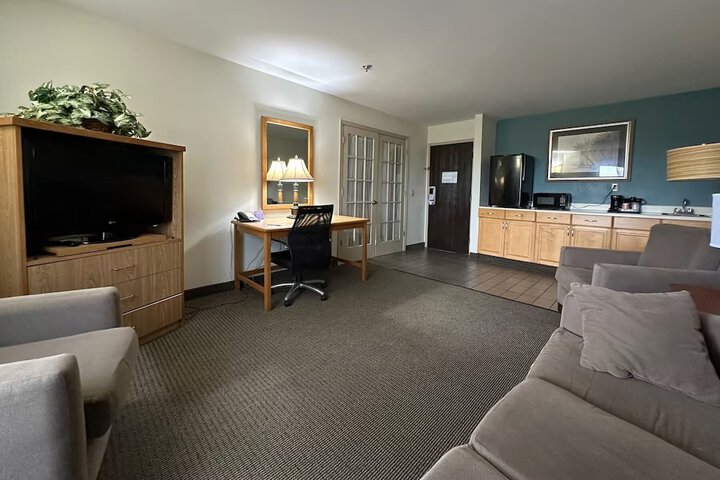 Room 9 of 17