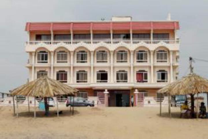 Hotel Dreamland