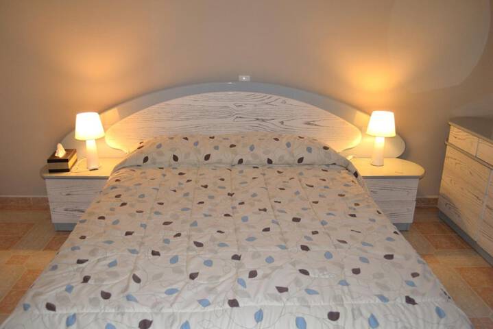 Room 8 of 60