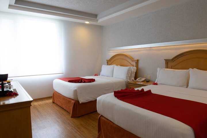 Room 20 of 104