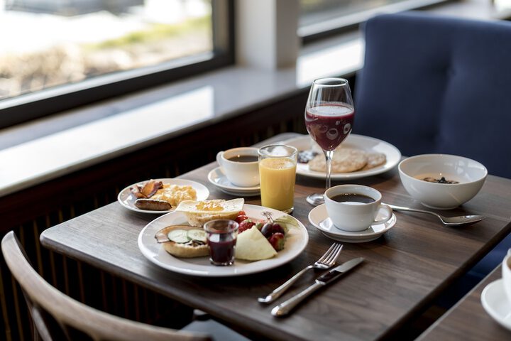 Breakfast/Coffee Service 43 of 54