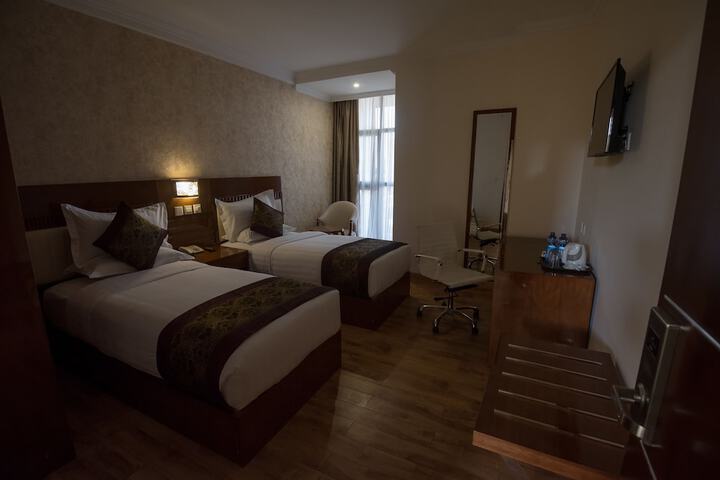 Room 14 of 23